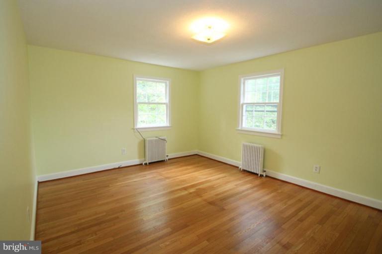 7805 Boston Avenue Silver Spring, MD 20910 - Photo 5 of 22 Bedroom #3