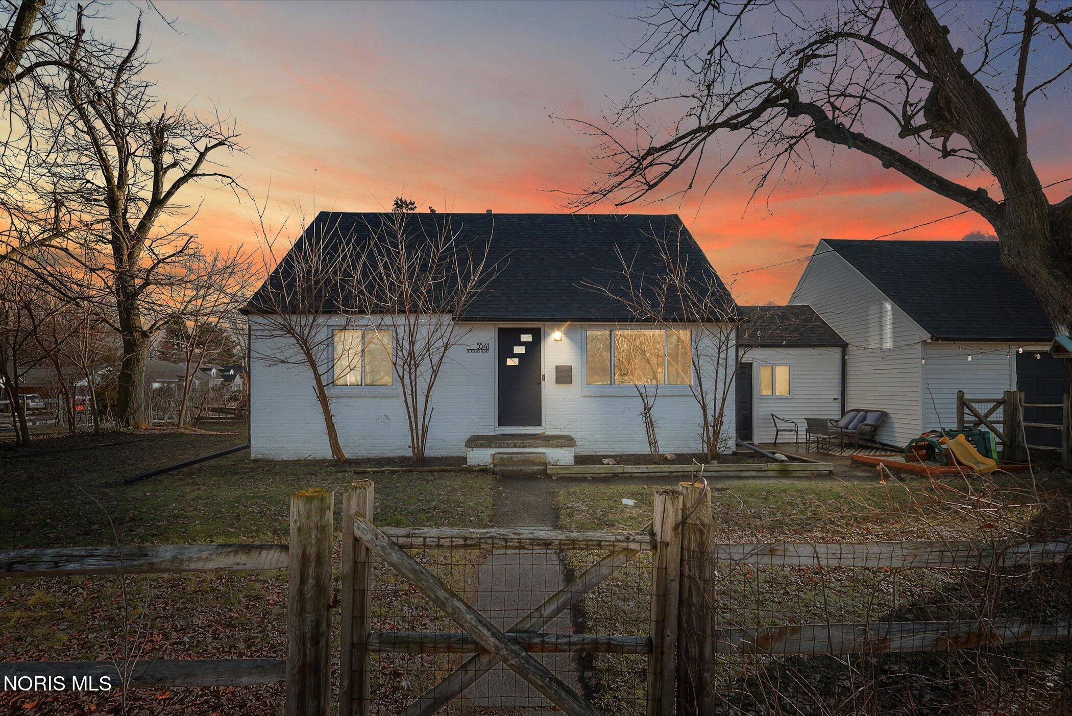 5541 Douglas Road Toledo, OH 43613 - Photo 1 of 23 01-DTE-1