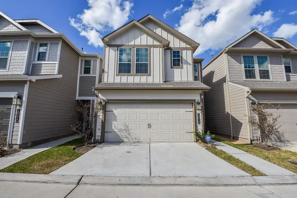 $2,700 | 10310 Marston Vineyard Drive, Houston, TX 77054