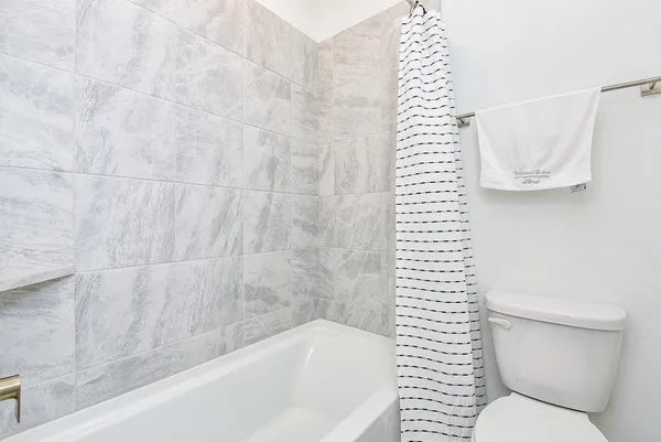 $2,700 | 10310 Marston Vineyard Drive, Houston, TX 77054