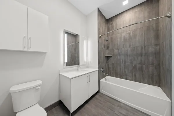 $3,000 | 121 34th Street, Unit 415, Union City, NJ 07087