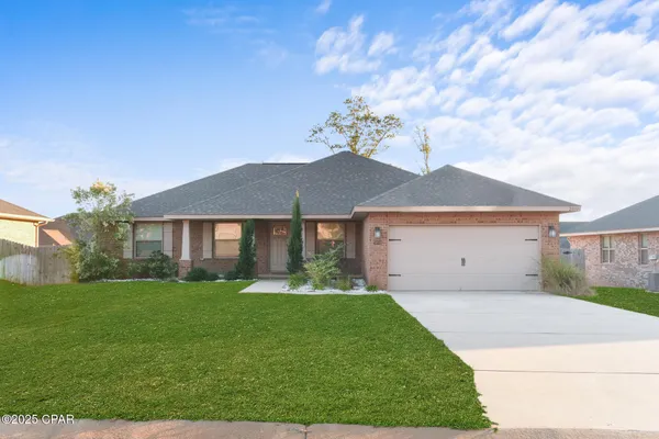 $399,500 | 2011 Broad Street, Crestview, FL 32536