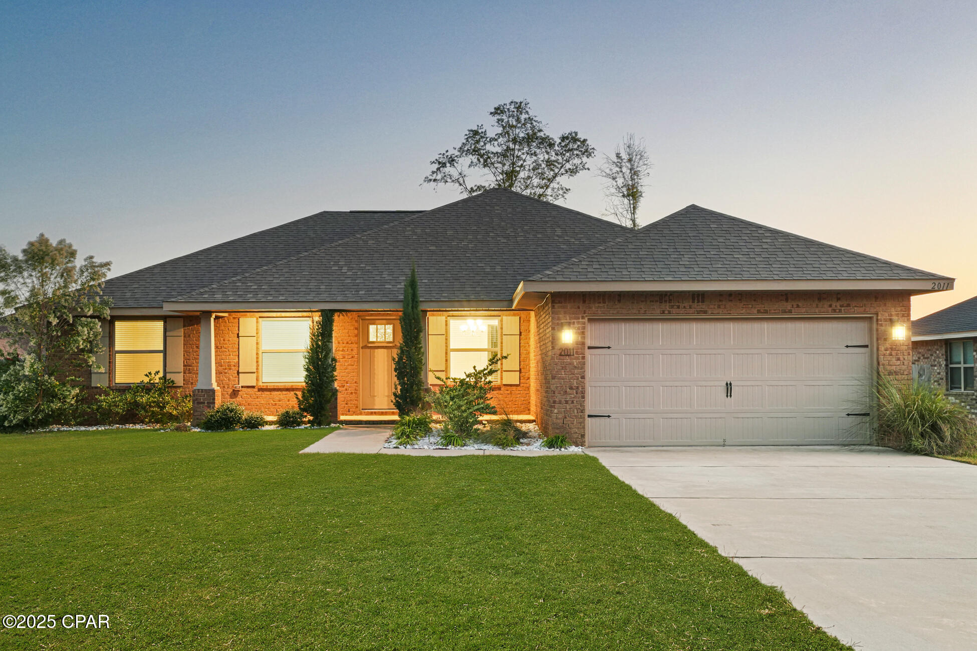 2011 Broad Street Crestview, FL 32536 - Photo 2 of 49