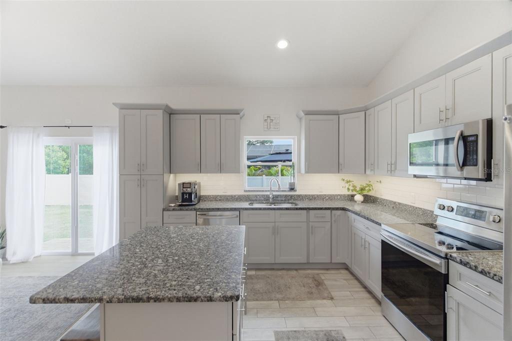 1016 Gulf Road Tarpon Springs, FL 34689 - Photo 13 of 32 Gallery Image 13