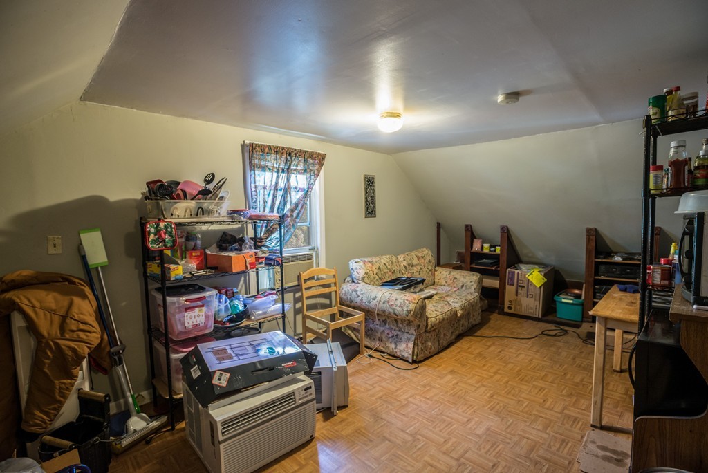 20 Vesta Road Boston, MA 02124 - Photo 12 of 16