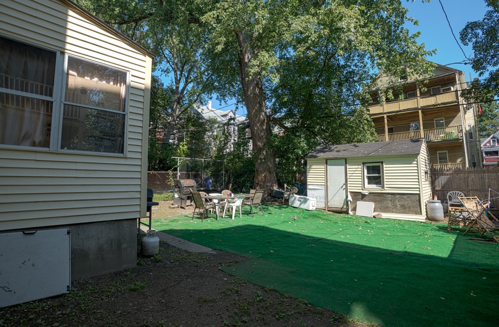 20 Vesta Road Boston, MA 02124 - Photo 14 of 16