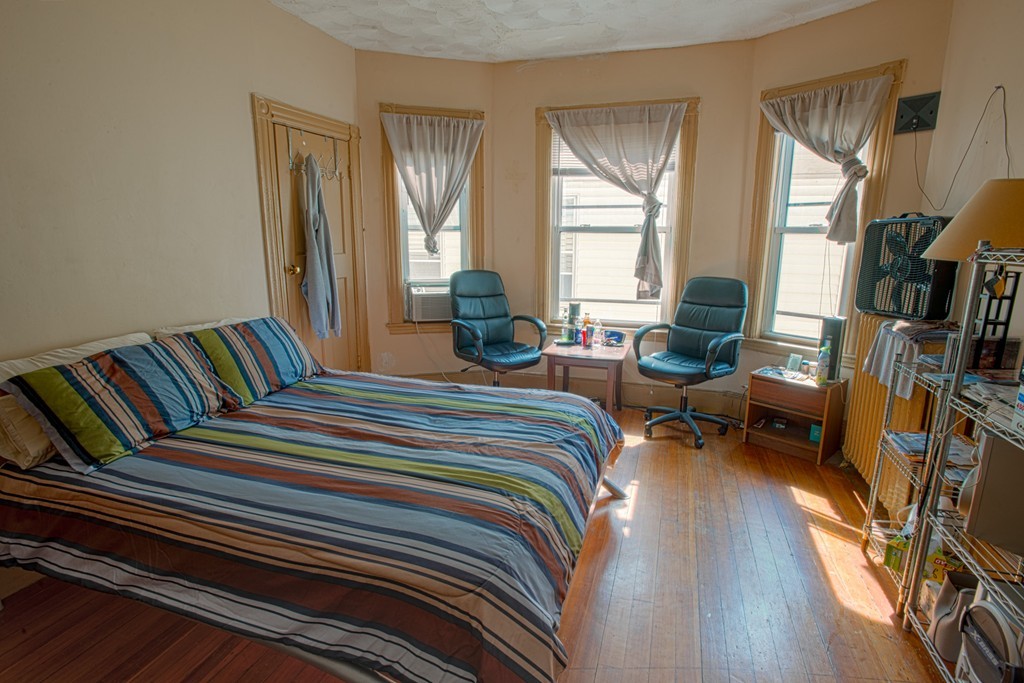 20 Vesta Road Boston, MA 02124 - Photo 9 of 16