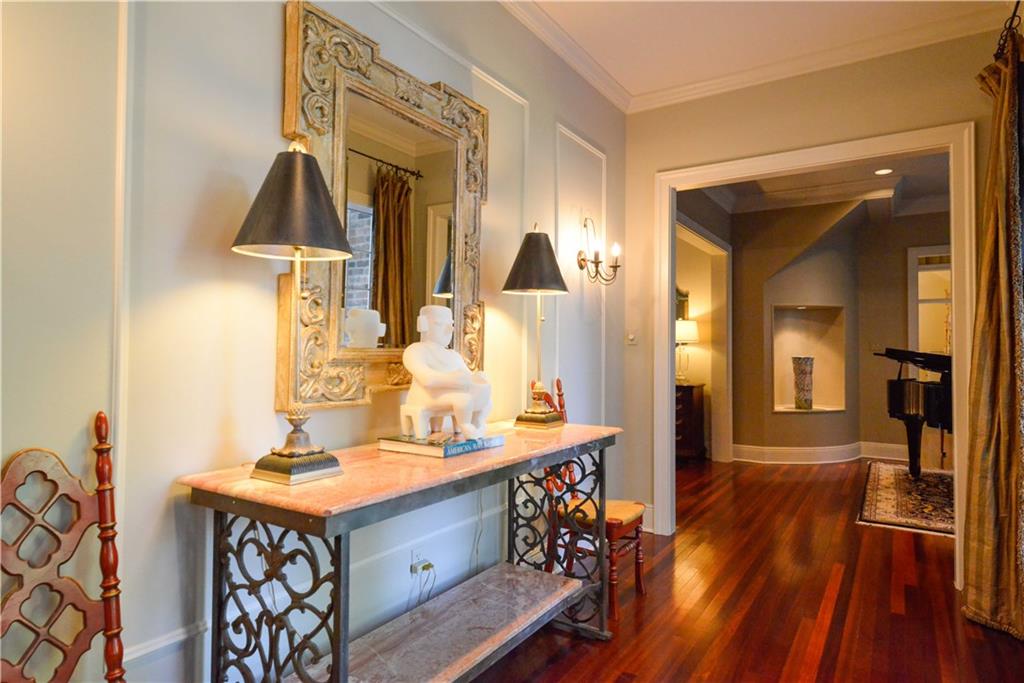 247 Garden Road River Ridge, LA 70123 - Photo 2 of 25
