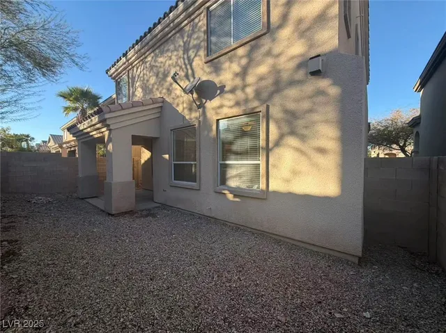 $2,000 | 7365 West Shelbourne Avenue, Las Vegas, NV 89113