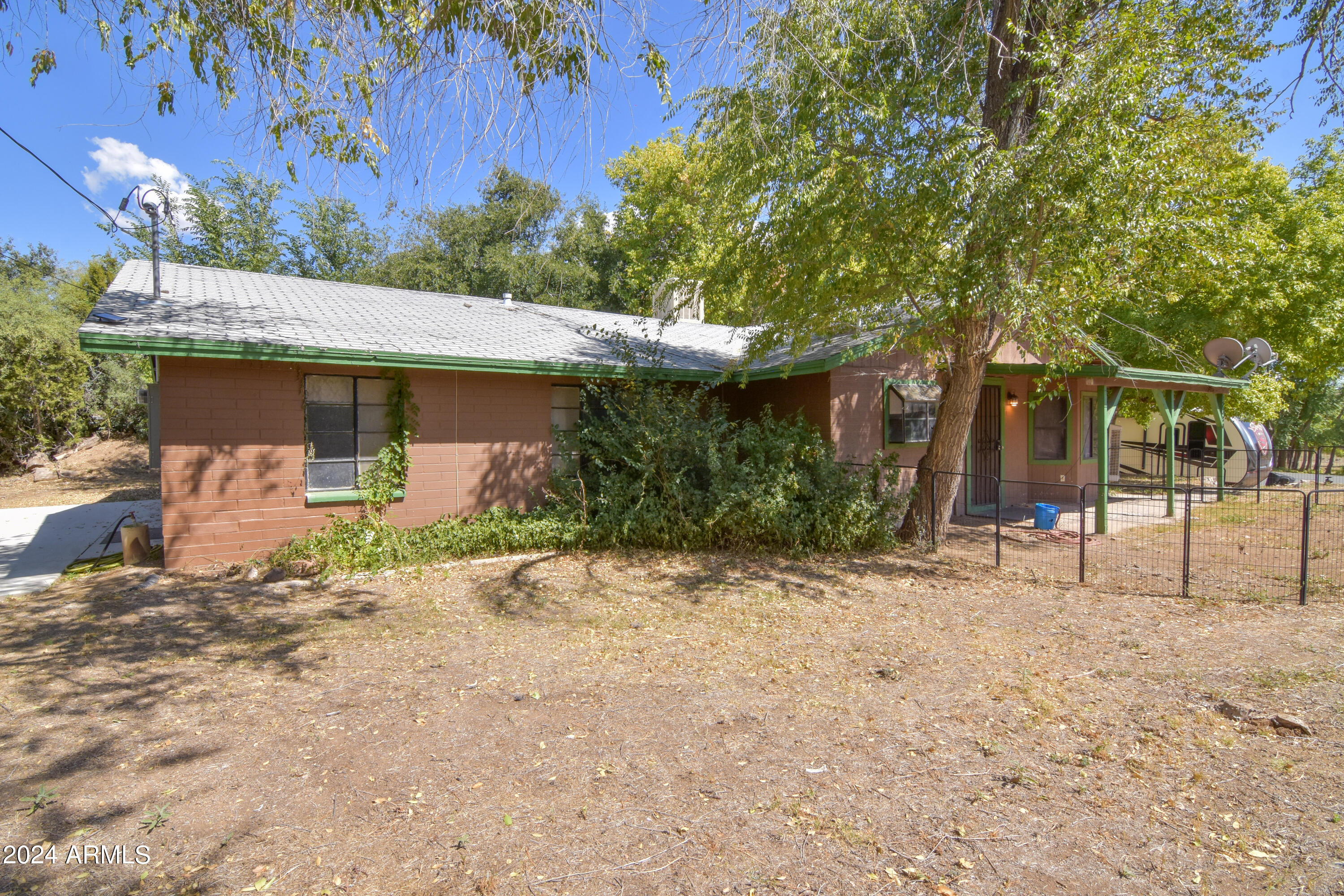 12380 East Stagecoach Road Mayer, AZ 86333 - Photo 2 of 43 2