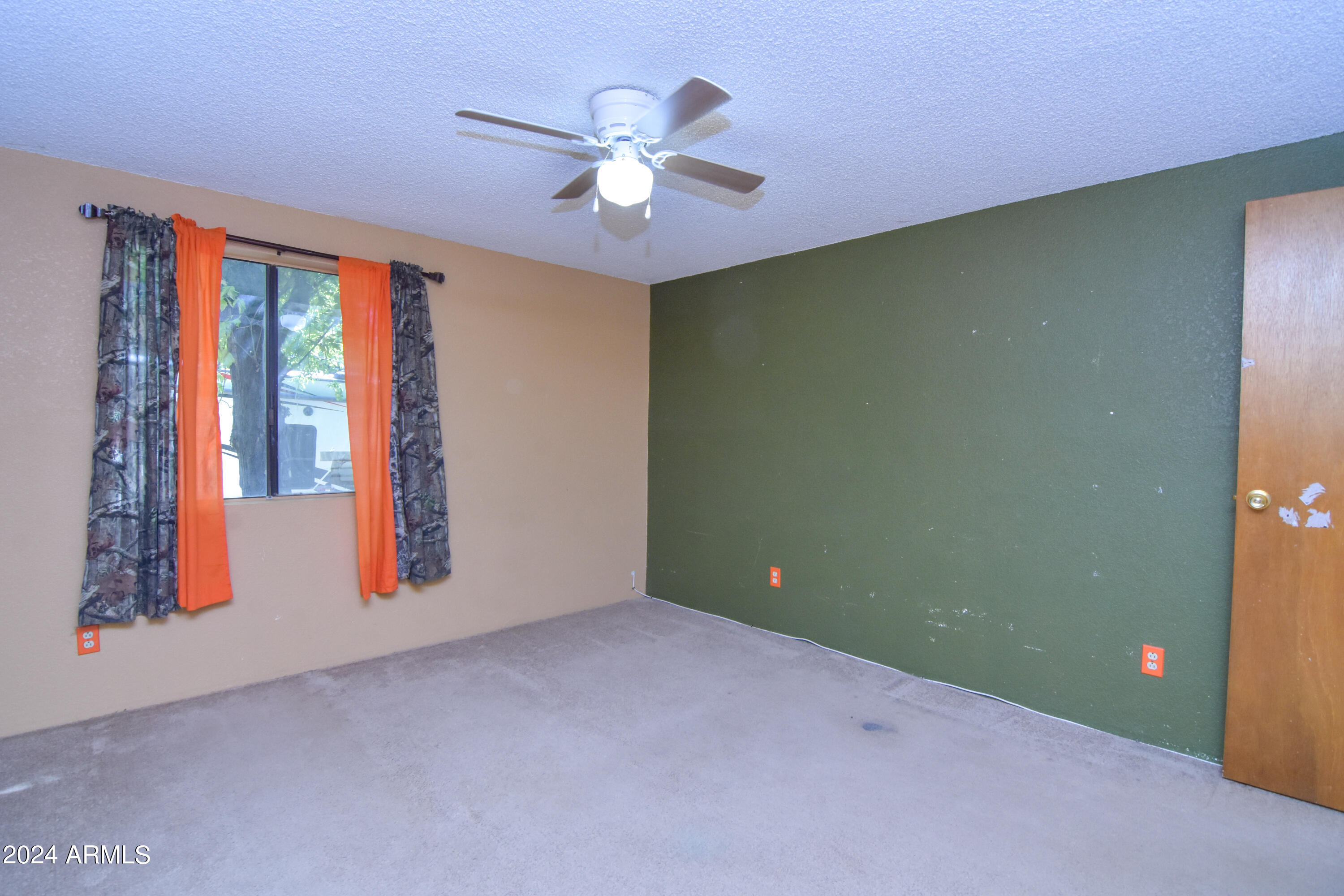 12380 East Stagecoach Road Mayer, AZ 86333 - Photo 27 of 43 26Bed