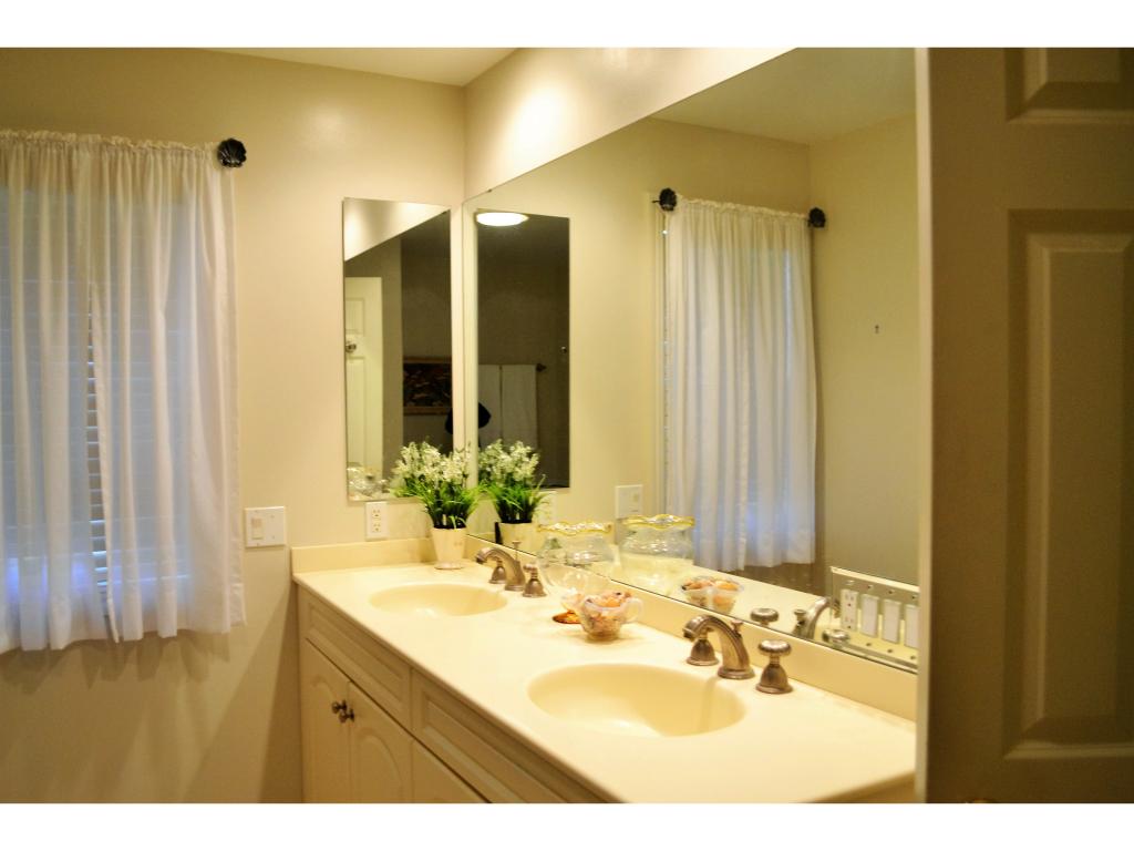 50 North Gate Road New Castle, NH 03854 - Photo 21 of 31 Gallery Image 21