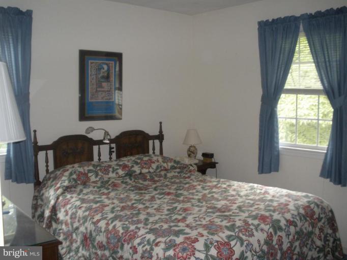913 Shore Acres Road Arnold, MD 21012 - Photo 15 of 21 Bedroom #2