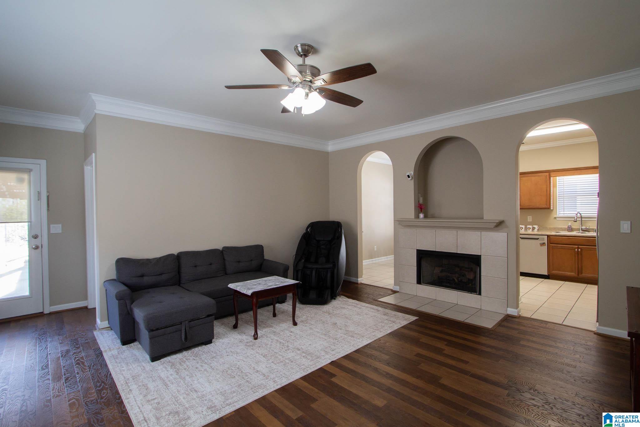 272 High Ridge Drive Pelham, AL 35124 - Photo 3 of 45 Gallery Image 3