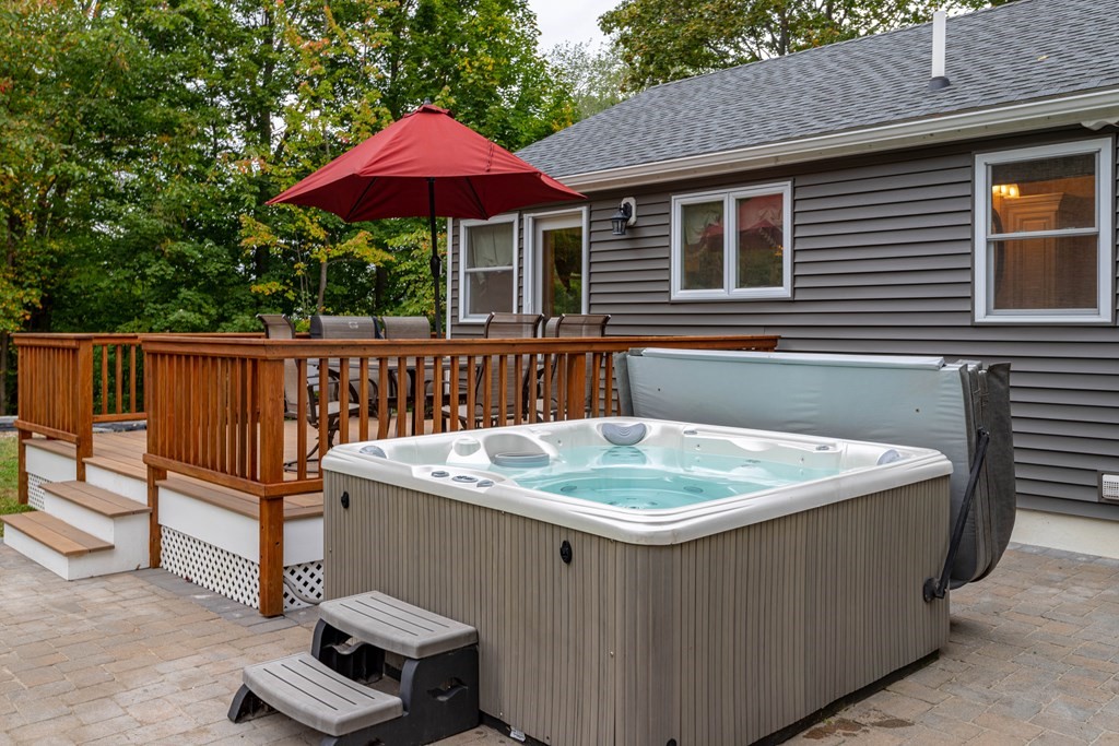 107 Clinton Road Sterling, MA 01564 - Photo 21 of 34 Gallery Image 21