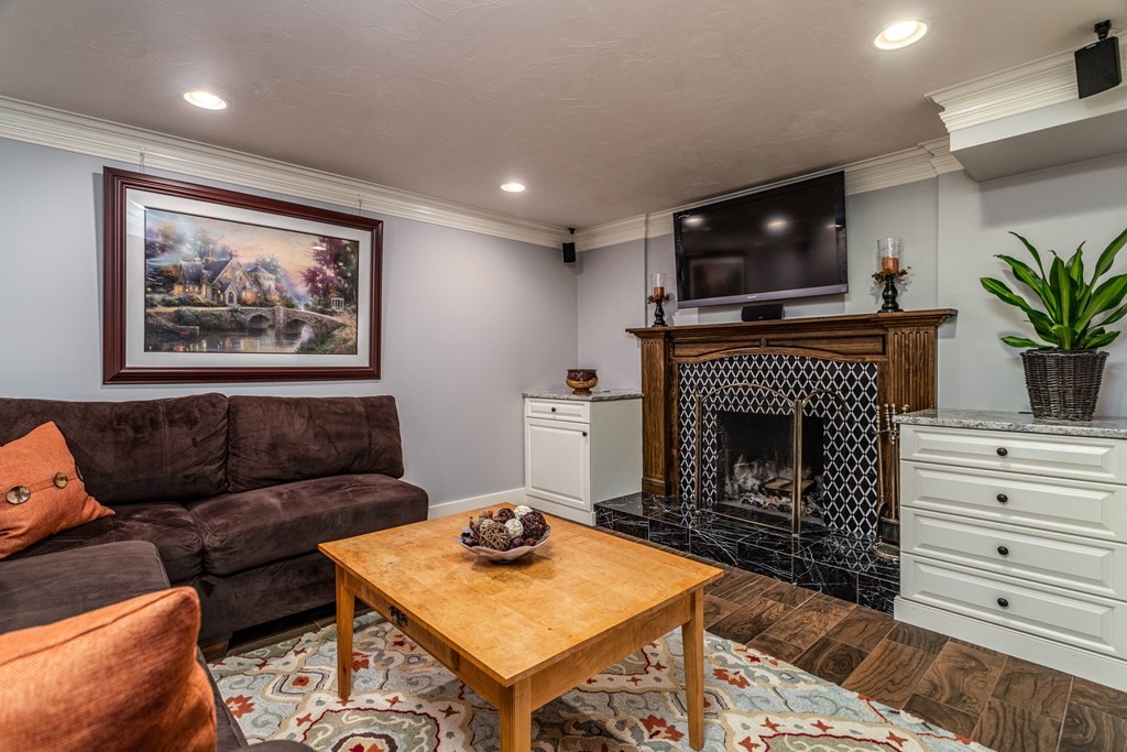 107 Clinton Road Sterling, MA 01564 - Photo 28 of 34 Gallery Image 28