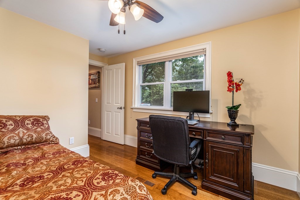 107 Clinton Road Sterling, MA 01564 - Photo 8 of 34 Gallery Image 8