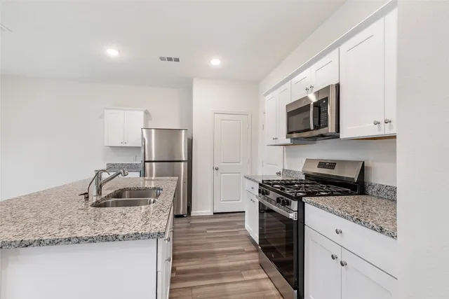 $1,995 | 18749 Lucas Michael Way, New Caney, TX 77357