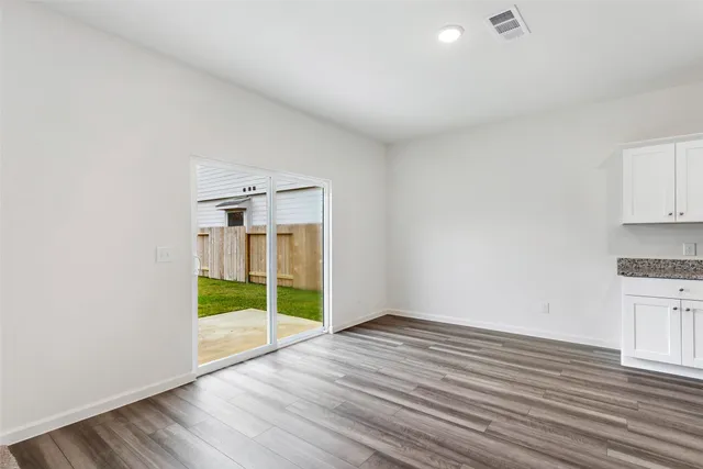 $1,995 | 18749 Lucas Michael Way, New Caney, TX 77357