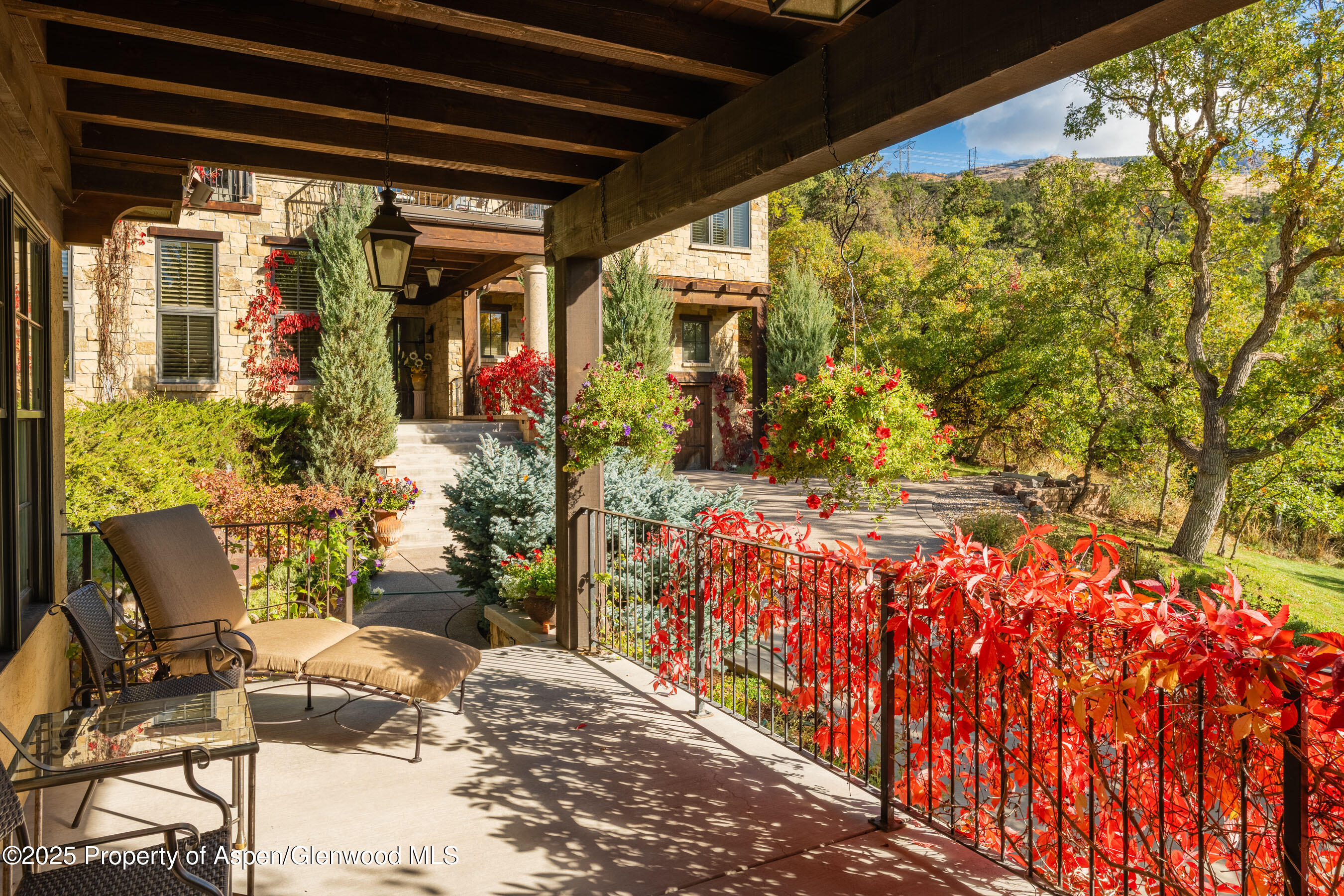 128 Hillside Drive Basalt, CO 81621 - Photo 7 of 39 128Hillside_DASH45