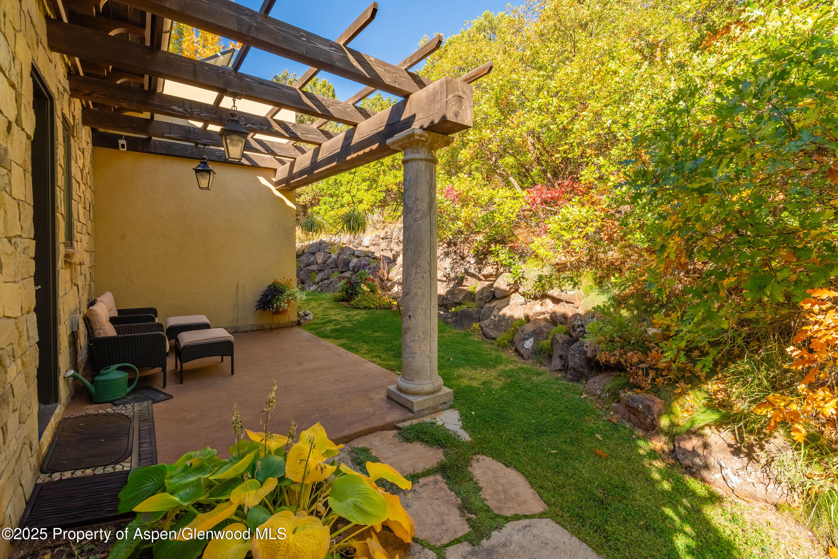 128 Hillside Drive Basalt, CO 81621 - Photo 10 of 39 128Hillside_DASH68