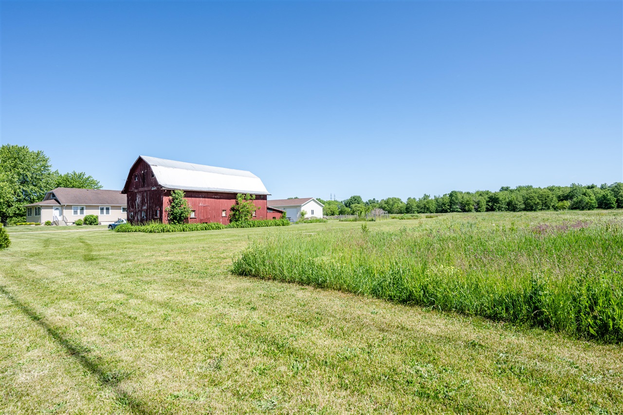 887 West Hinchman Road Baroda, MI 49101 - Photo 36 of 56