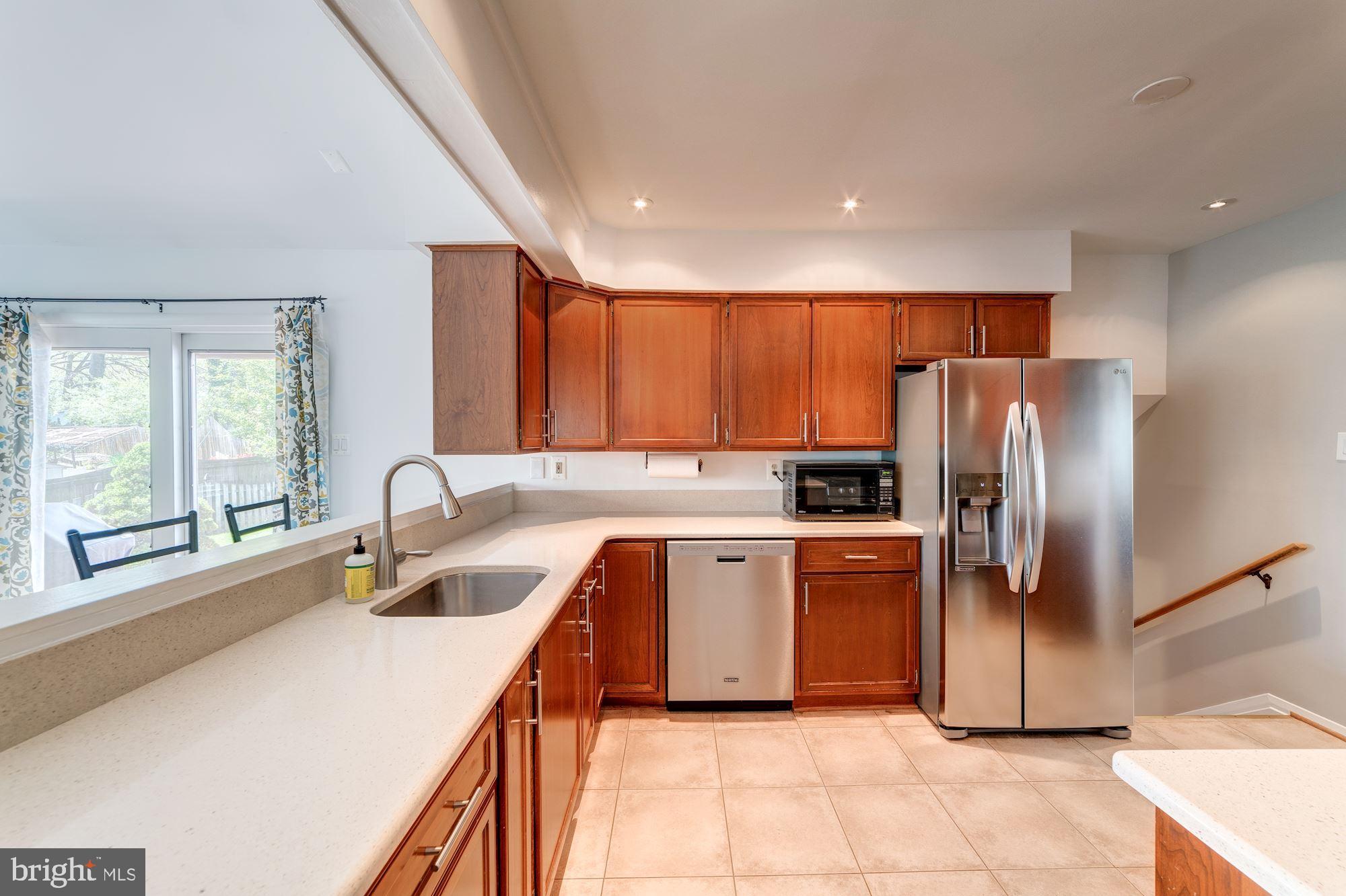 5359 Ravensworth Road Springfield, VA 22151 - Photo 14 of 31