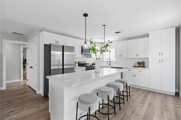 $3,500 | 139 Fir Street, Henderson, NV 89015