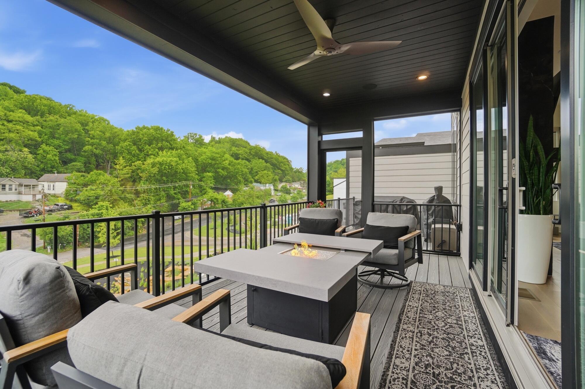 864 BELLE Rdg Loop Bellevue, KY 41073 - Photo 32 of 54