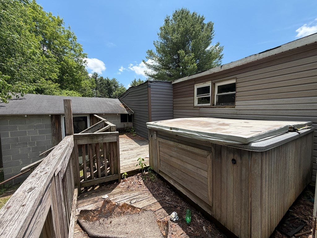 2334 Harper Road Beckley, WV 25801 - Photo 18 of 19 Gallery Image 18