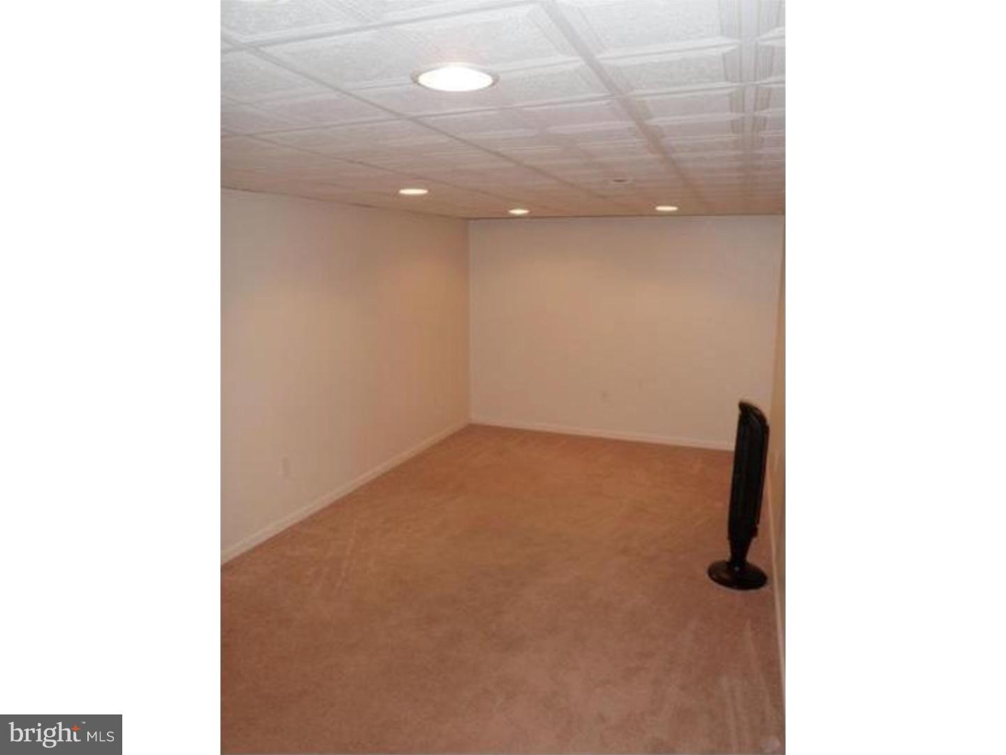 114 Warwick Road Magnolia, NJ 08049 - Photo 3 of 10