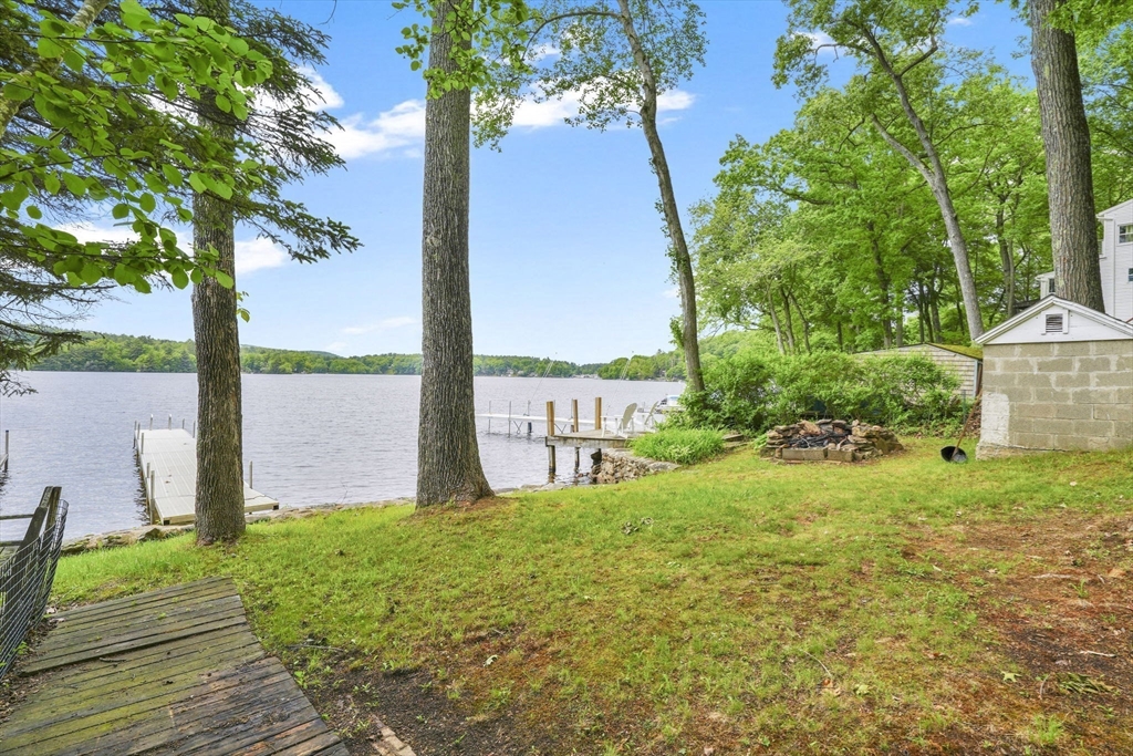 12 Forest Court Holland, MA 01521 - Photo 7 of 32