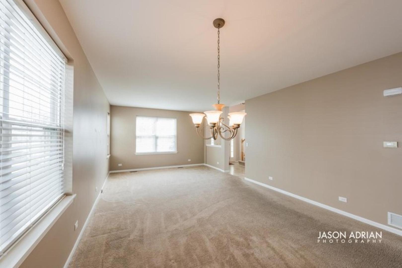 3030 Cookson Avenue Elgin, IL 60124 - Photo 9 of 24