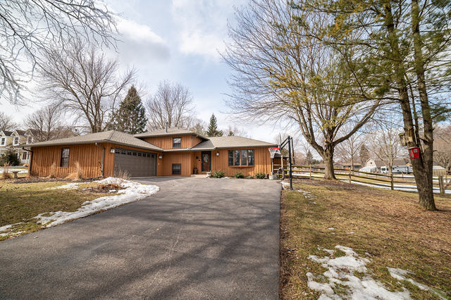 7N784 Sycamore Road St. Charles, IL 60175 - Photo 2 of 34 Gallery Image 2