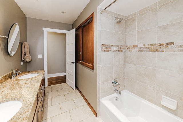 7N784 Sycamore Road St. Charles, IL 60175 - Photo 13 of 34 Gallery Image 13