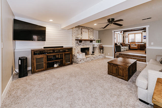 7N784 Sycamore Road St. Charles, IL 60175 - Photo 17 of 34 Gallery Image 17
