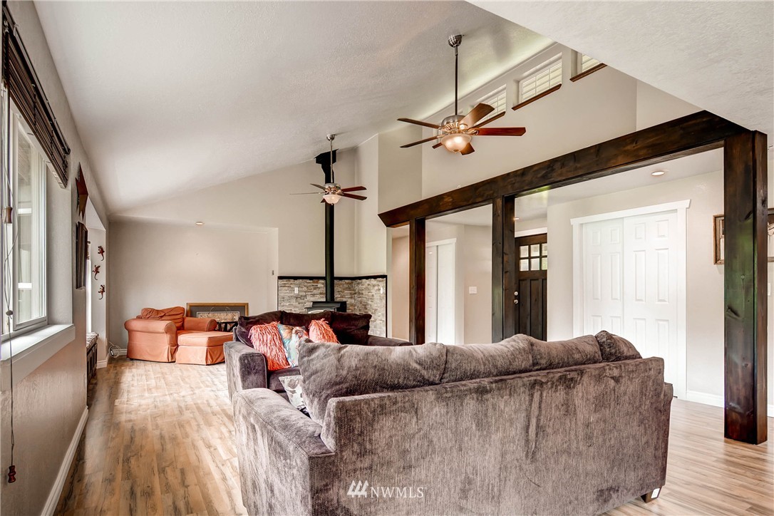 18512 OK Mill Road Snohomish, WA 98290 - Photo 5 of 25 Gallery Image 5
