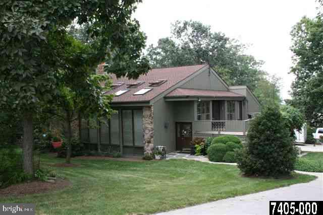 201 Shorbs Hill Road Hanover, PA 17331 - Photo 7 of 25 Gallery Image 7