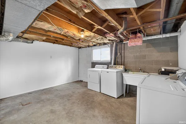 $230,000 | 7575 South Harmony Road, Bloomington, IN 47403