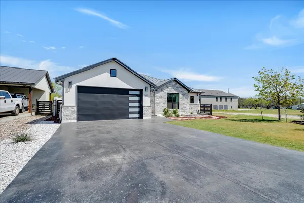 $439,000 | 1611 Johnson Street, Marble Falls, TX 78654