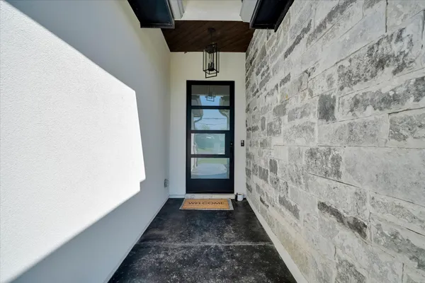 $439,000 | 1611 Johnson Street, Marble Falls, TX 78654