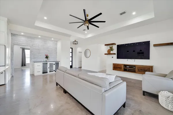 $439,000 | 1611 Johnson Street, Marble Falls, TX 78654