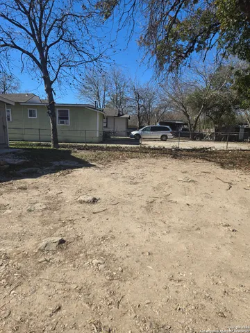 $1,595 | 2051 Martin Luther King Drive, San Antonio, TX 78203