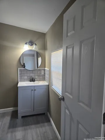 $1,595 | 2051 Martin Luther King Drive, San Antonio, TX 78203