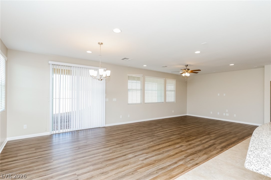 577 Comodo Street Henderson, NV 89011 - Photo 3 of 15