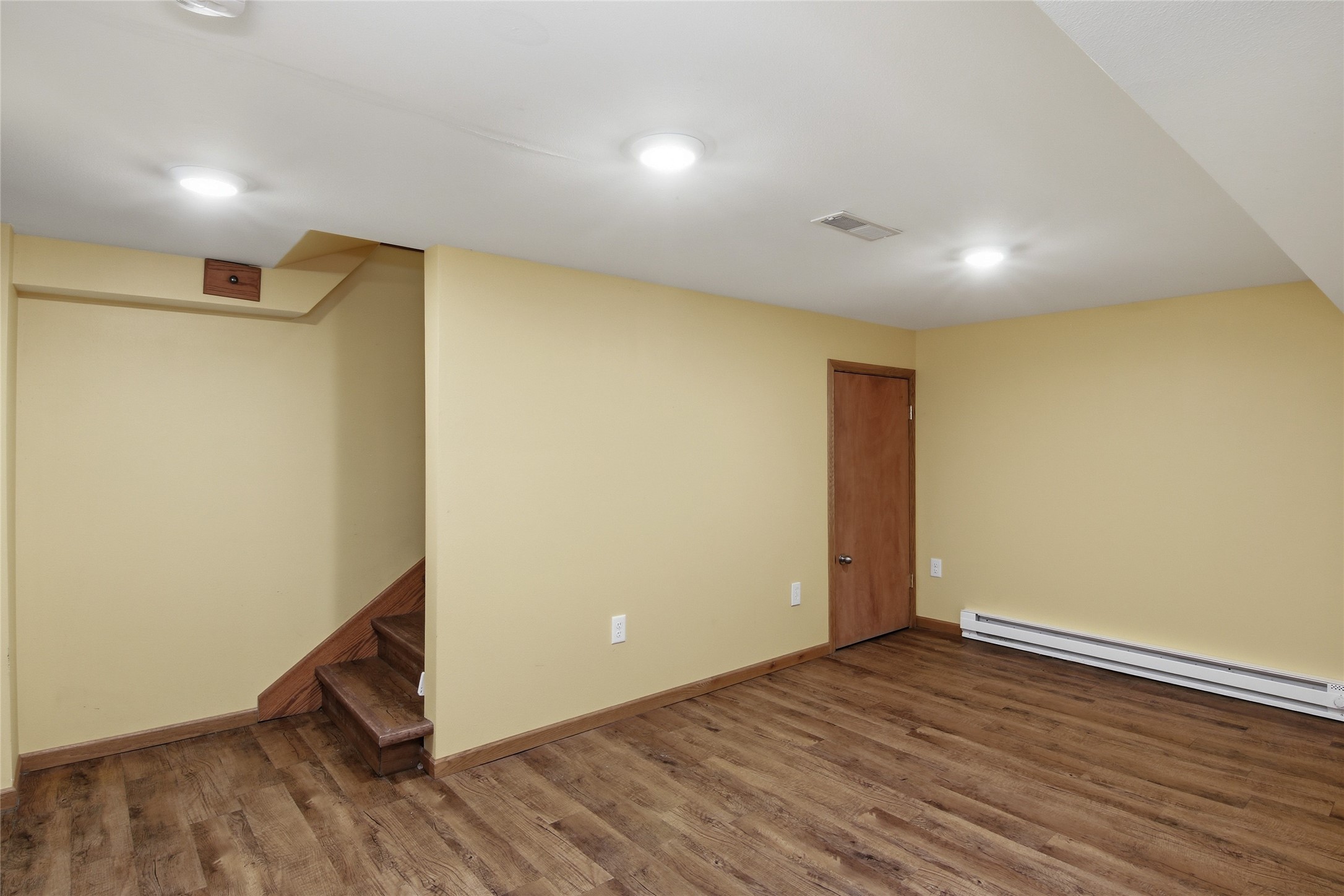 2715 Rudolph Road Eau Claire, WI 54701 - Photo 21 of 38