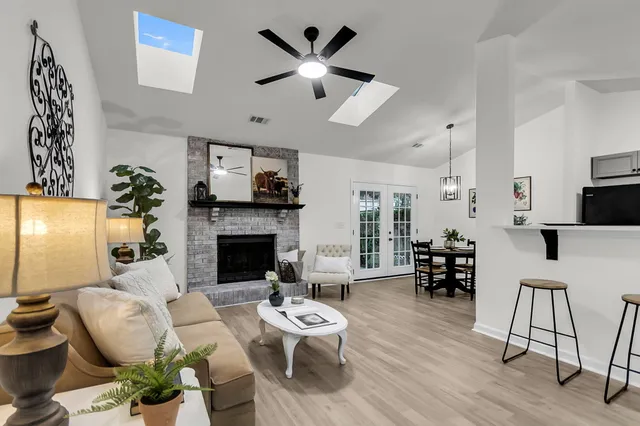 $325,000 | 9870 Levenshall Drive, Ladson, SC 29456