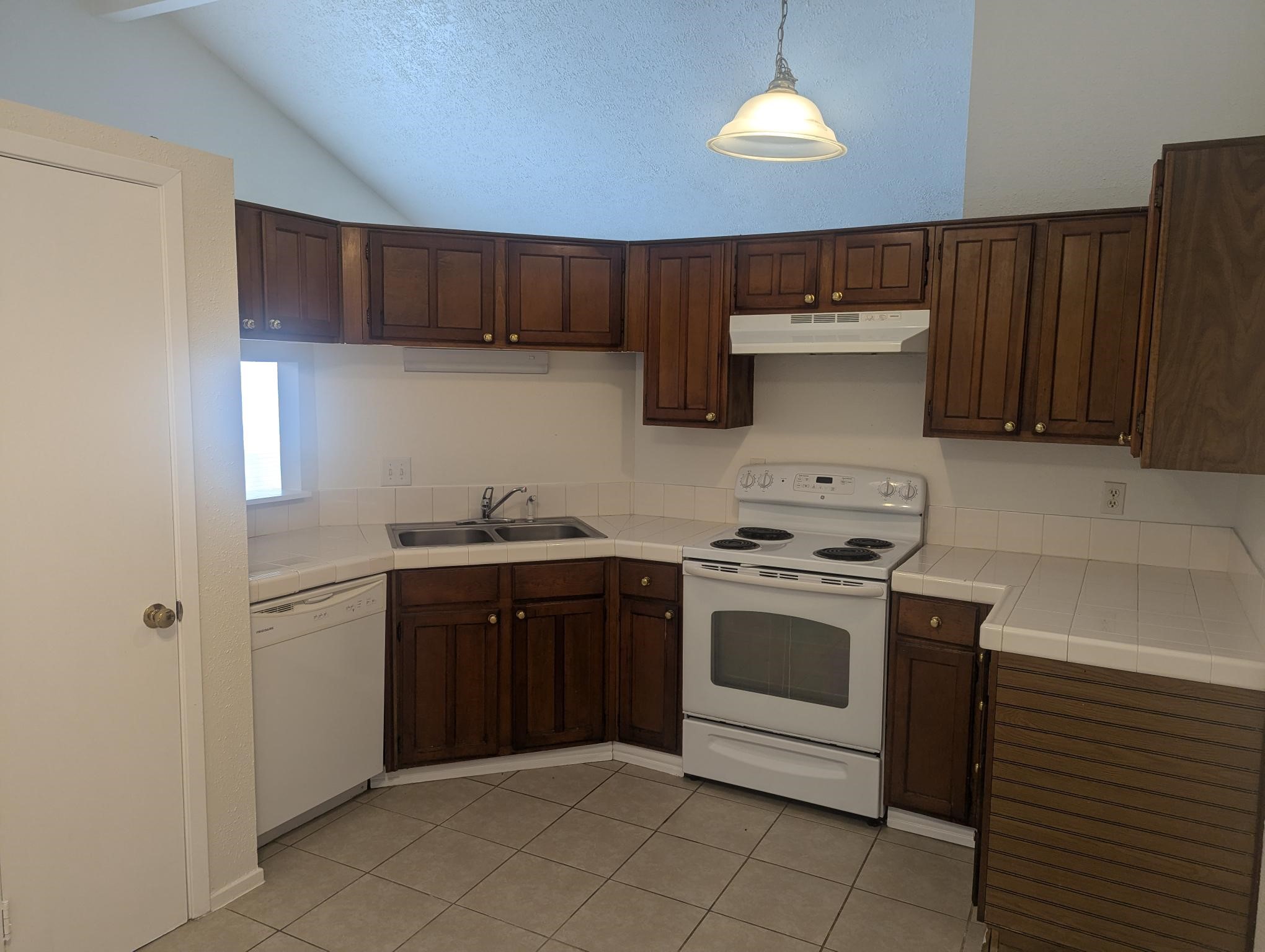 4822 Roserock Lane Spring, TX 77388 - Photo 6 of 16
