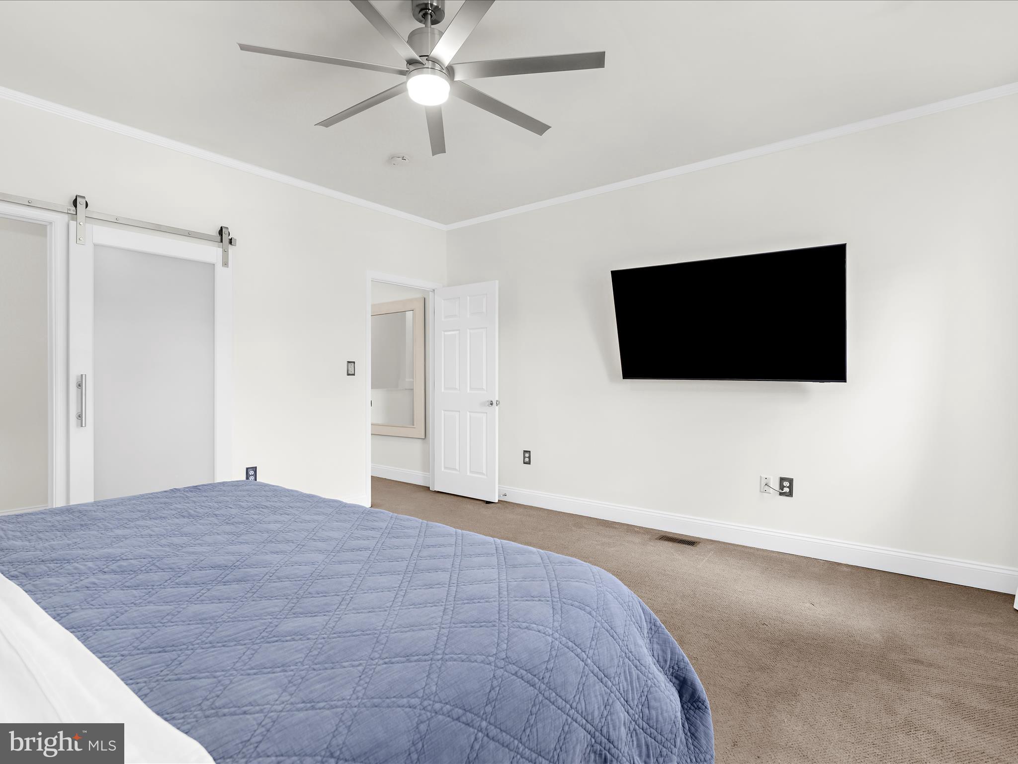 505 Mosher Street Baltimore, MD 21217 - Photo 29 of 46 a view of a livingroom with a flat screen tv