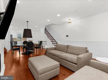 $385,000 | 505 Mosher Street, Baltimore, MD 21217
